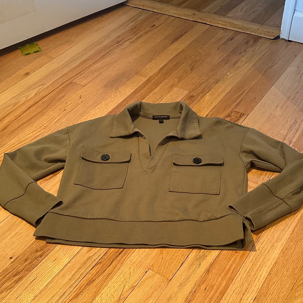 Banana Republic Factory Olive Green Cropped Polo Sweatshirt Size M